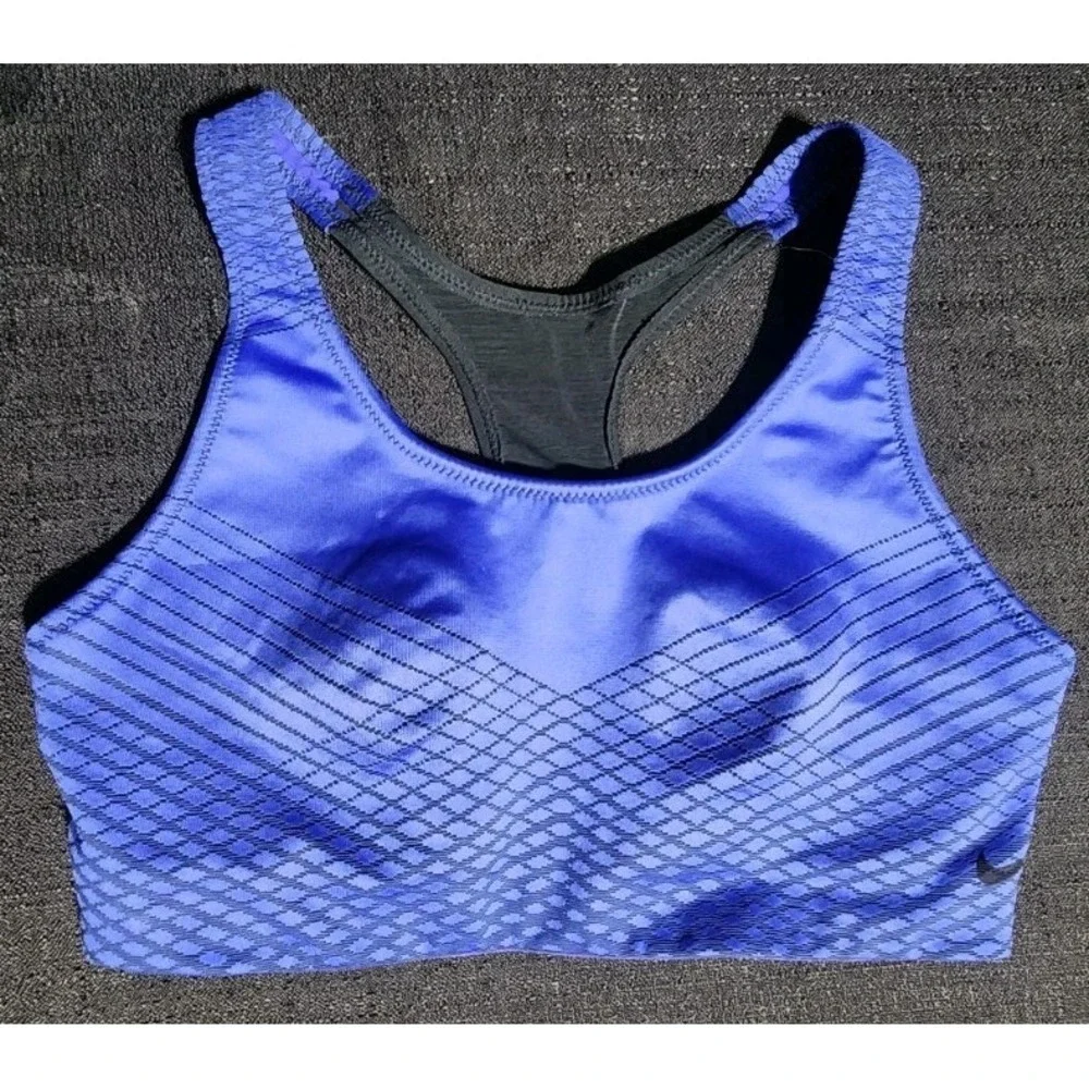 Nike Women's Dri-Fit Fierce Zonal‎ Support Sport Bra Top Size Small Gym Active